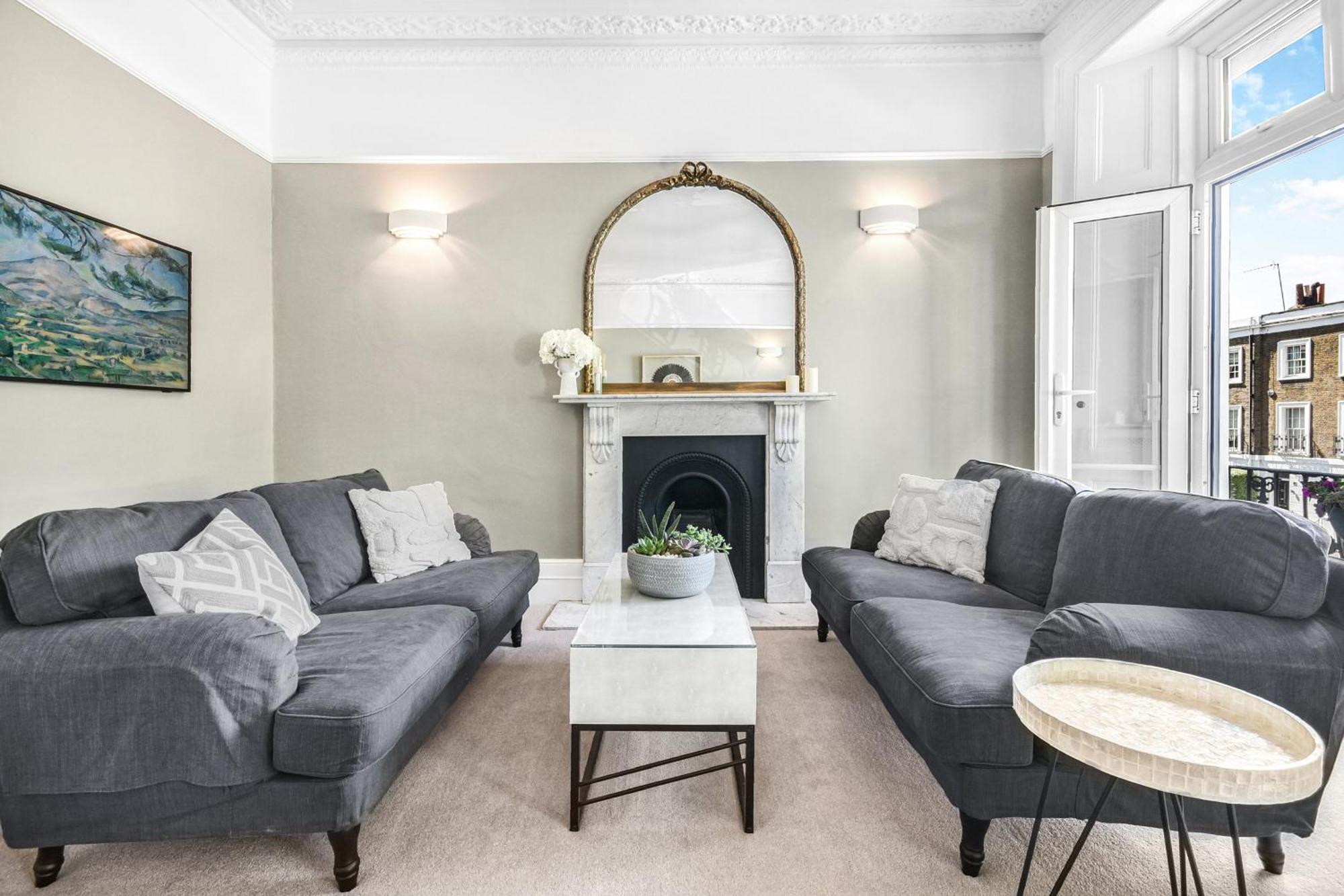 Lovely Large 1 Bed Renovated Flat W Balcony & 600Mb Wifi Londres Exterior foto