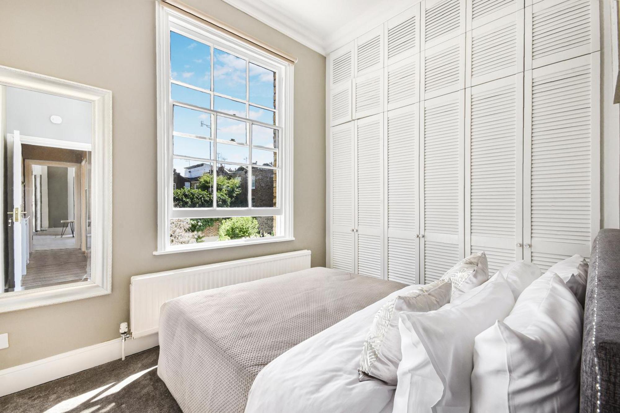 Lovely Large 1 Bed Renovated Flat W Balcony & 600Mb Wifi Londres Exterior foto